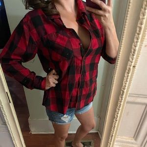 Black and Red Classic Plaid Button-Up
